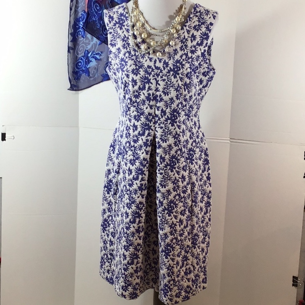 Tyler Boe textured fit n flare dress M